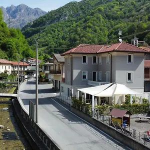  Affittacamere Valderf' Italia